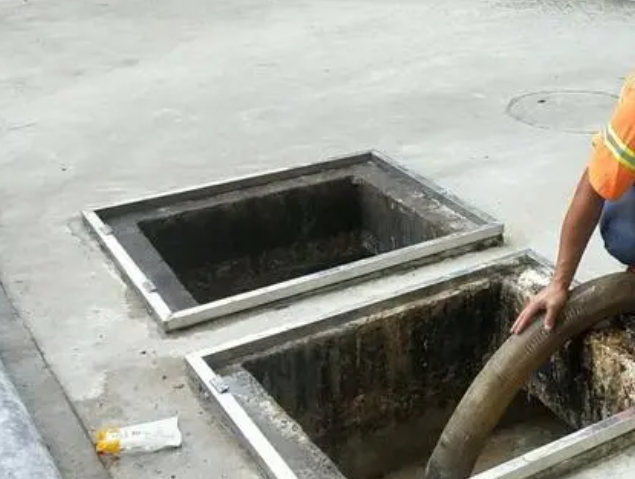夏河化粪池清理